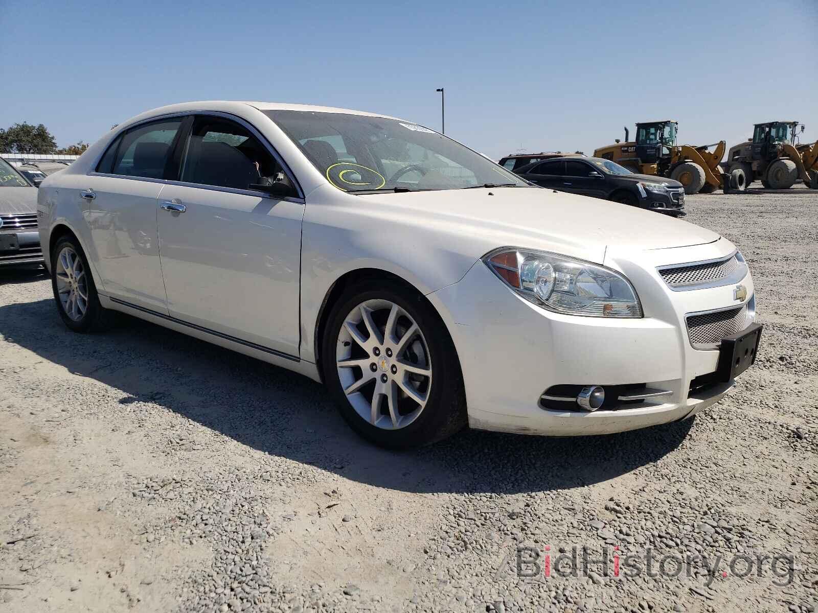 Photo 1G1ZE5E74BF174271 - CHEVROLET MALIBU 2011