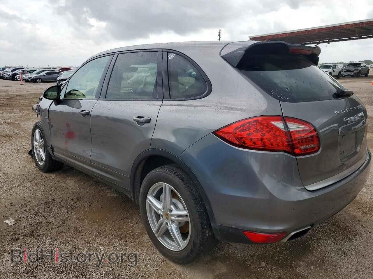 2012 PORSCHE CAYENNE - VIN: WP1AE2A26CLA92332 - Photo 2