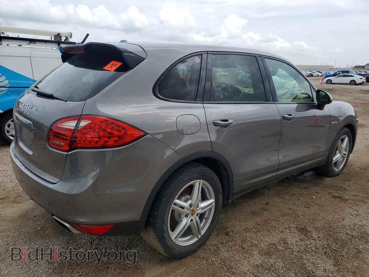 2012 PORSCHE CAYENNE - VIN: WP1AE2A26CLA92332 - Photo 3