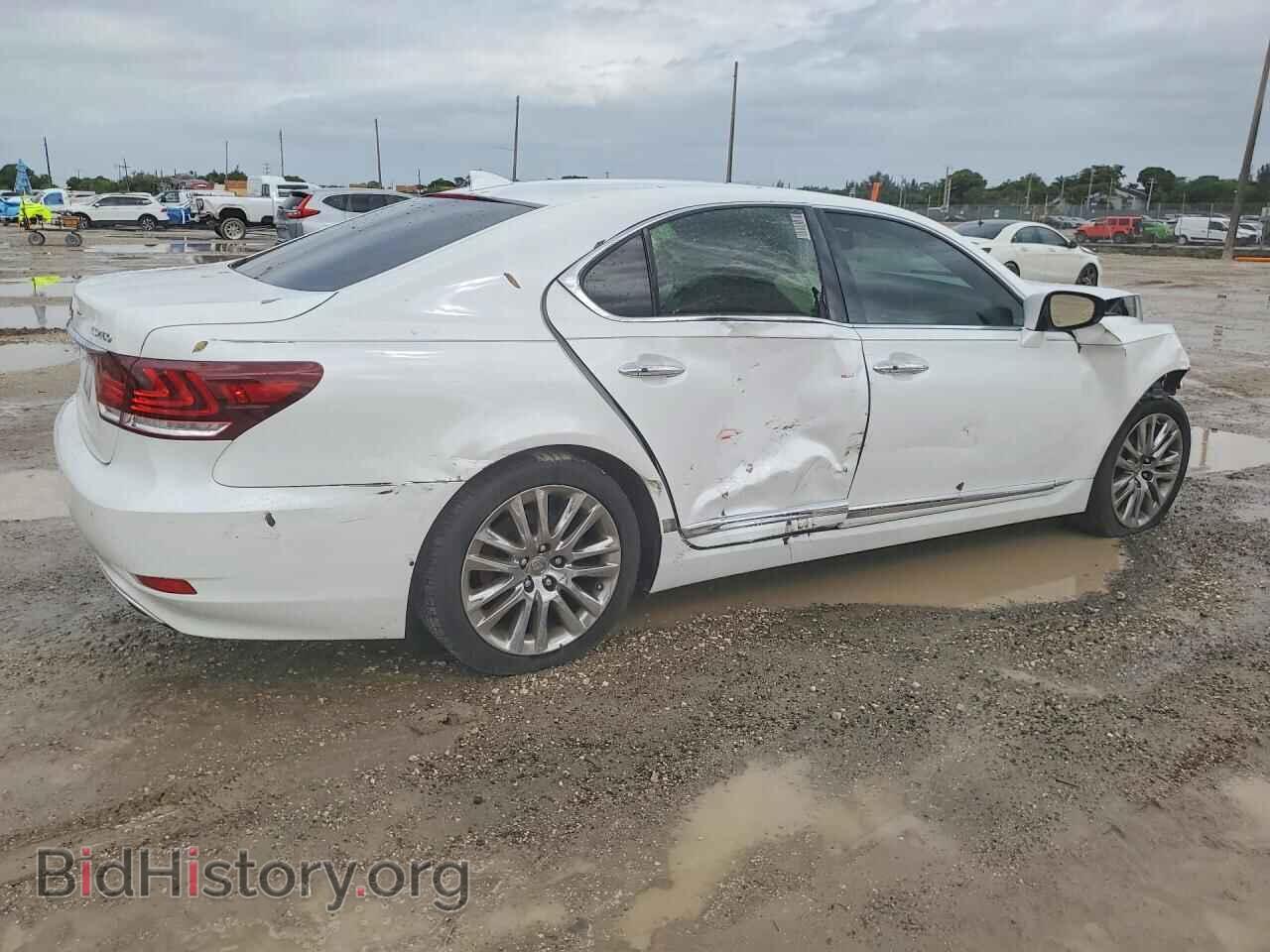 2014 LEXUS LS460 - VIN: JTHBL5EF6E5129945 - Photo 3