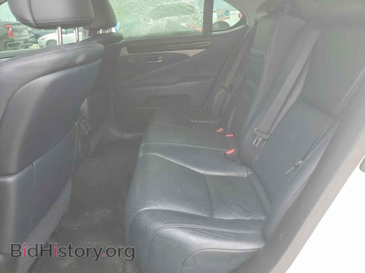 2014 LEXUS LS460 - VIN: JTHBL5EF6E5129945 - Photo 10