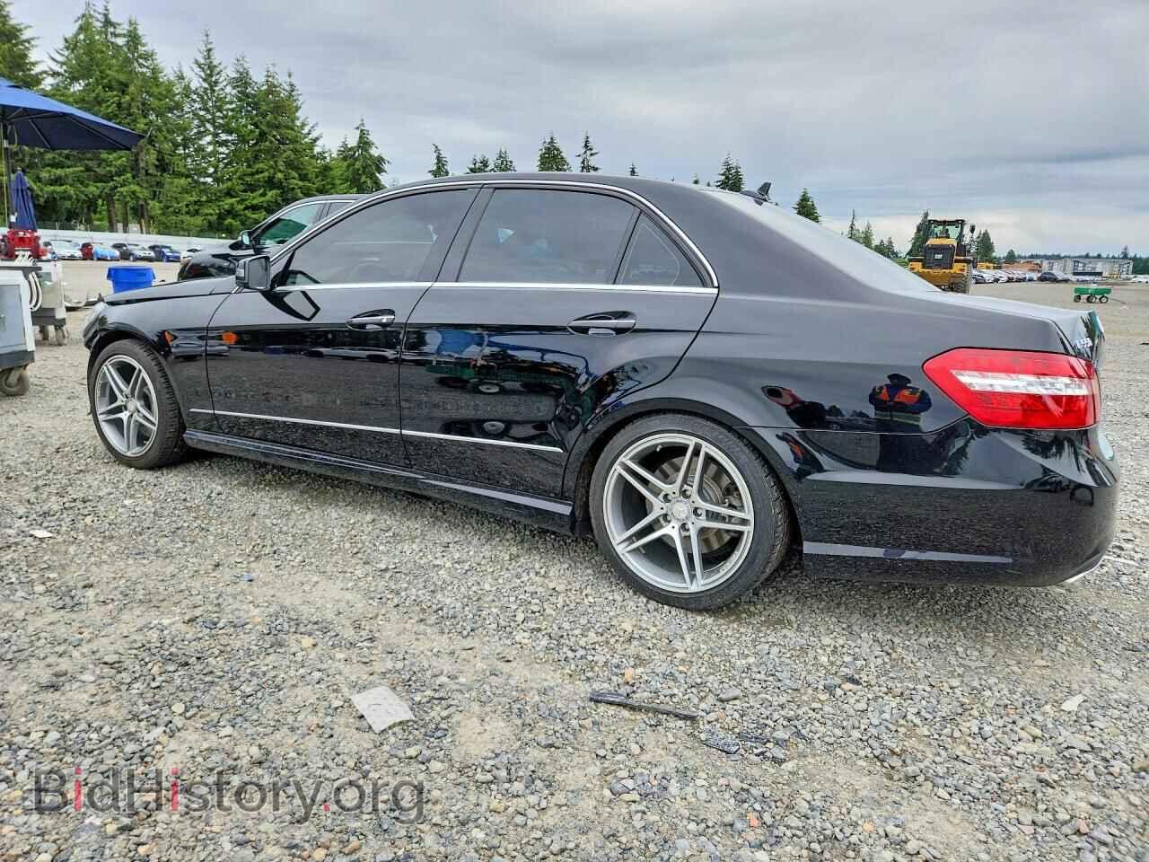 2011 MERCEDES-BENZ E-CLASS - VIN: WDDHF7CB5BA279665 - Фото 2