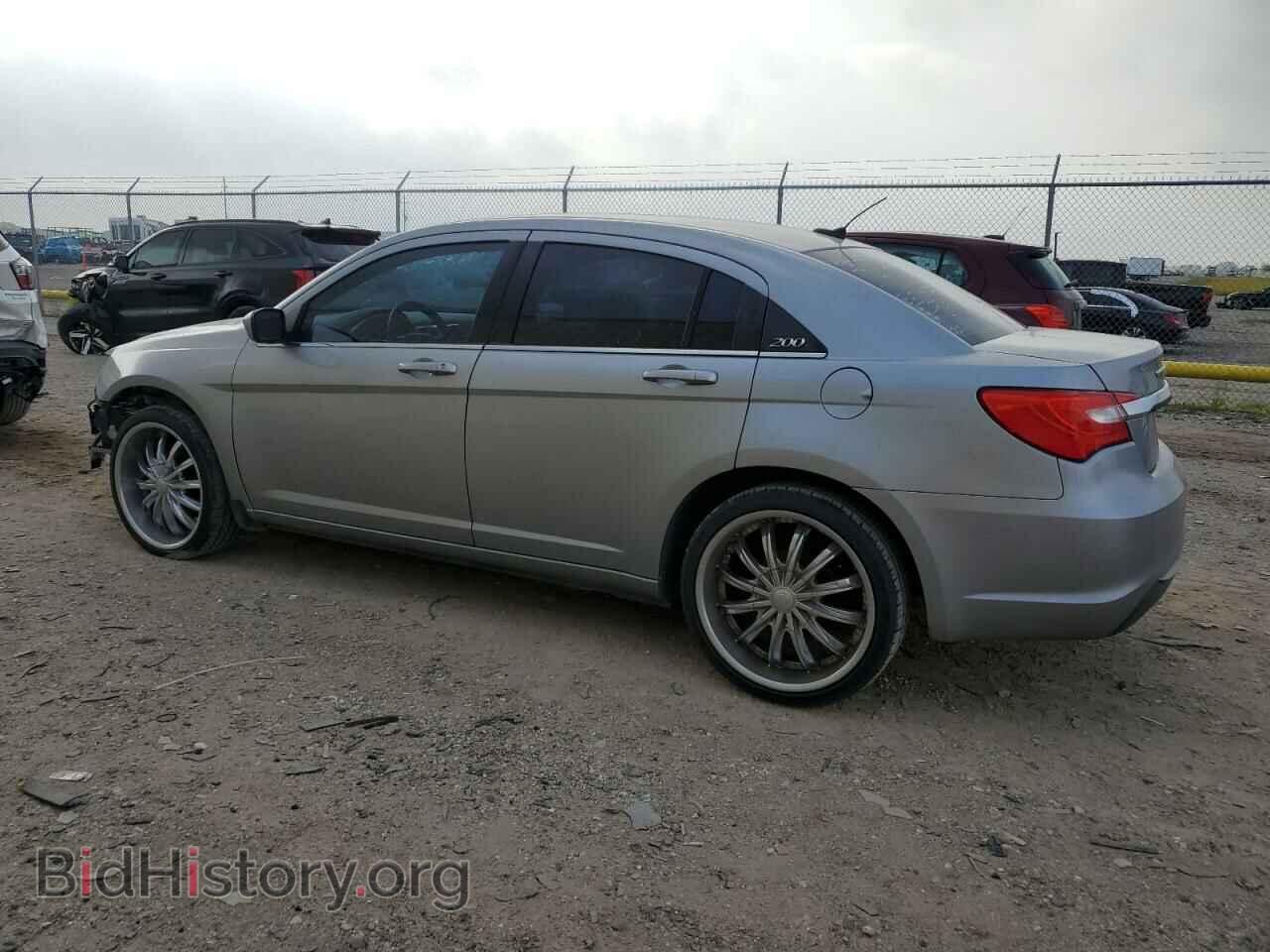 2014 CHRYSLER 200 - VIN: 1C3CCBAB9EN206450 - Фото 2