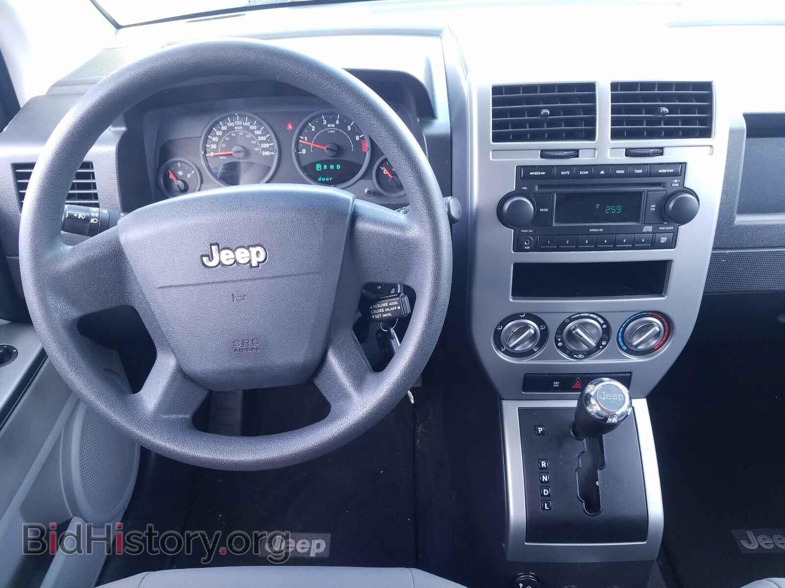 2007 JEEP COMPASS - VIN: 1J8FF47W07D581747 - Фото 9