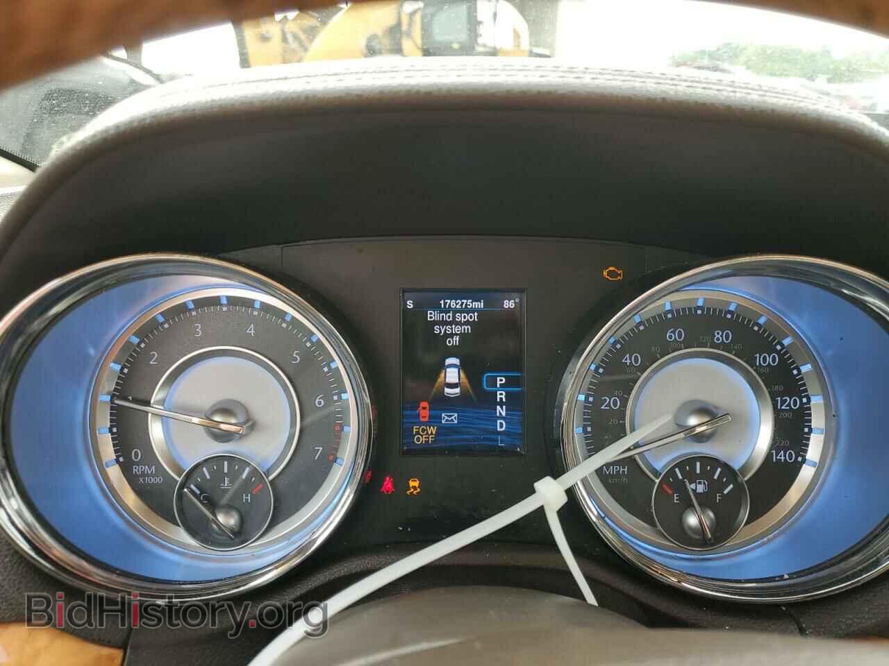 2014 CHRYSLER 300 - VIN: 2C3CCAKG6EH212932 - Фото 9