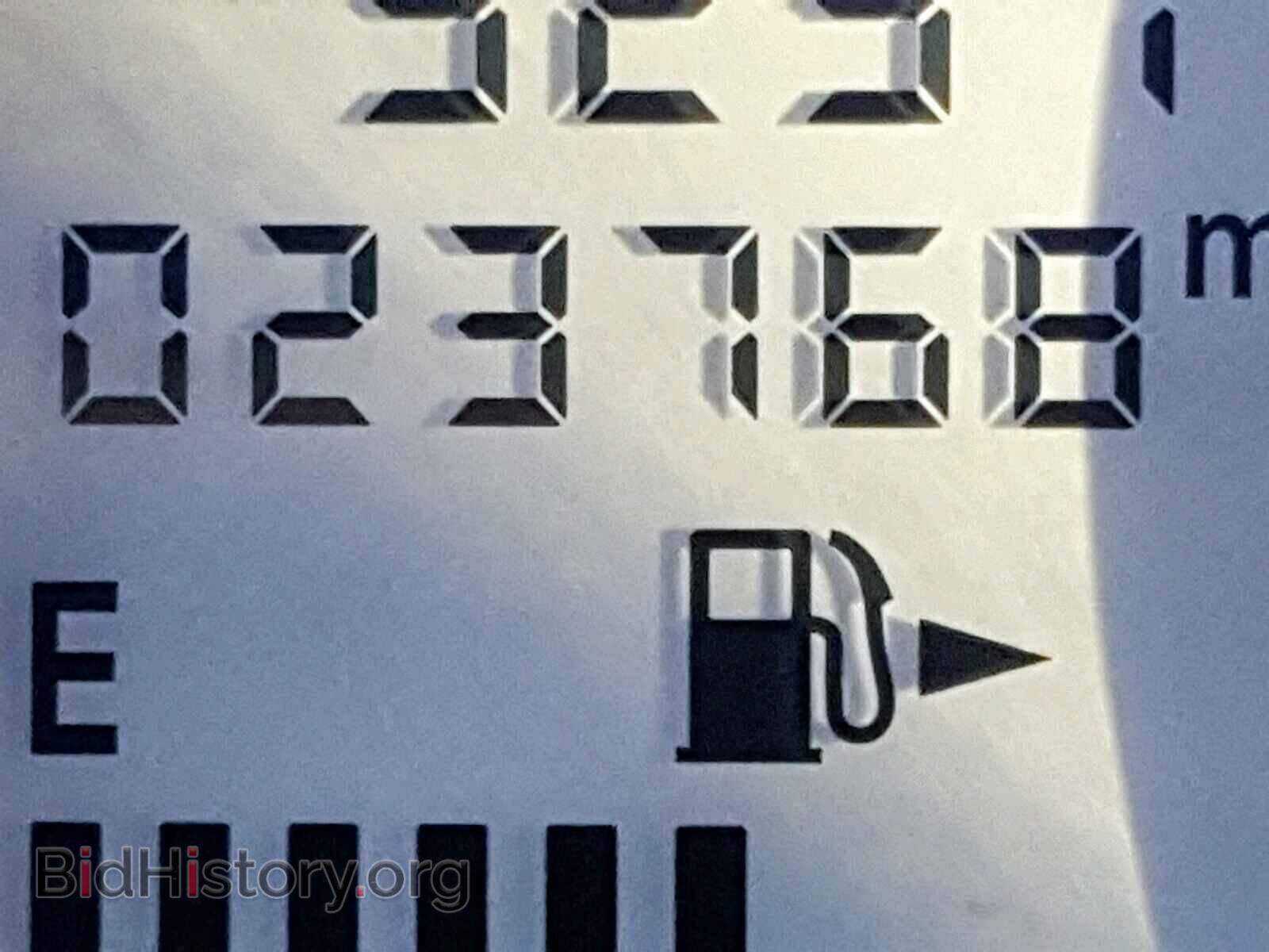 2017 SUBARU FORESTER - VIN: JF2SJAEC6HH413974 - Photo 8