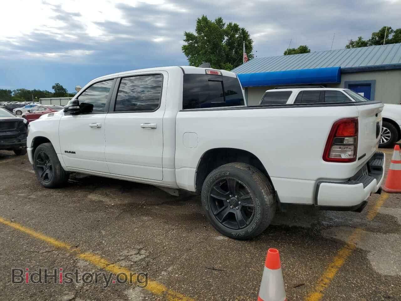 2021 RAM 1500 - VIN: 1C6SRFFT5MN585290 - Фото 2
