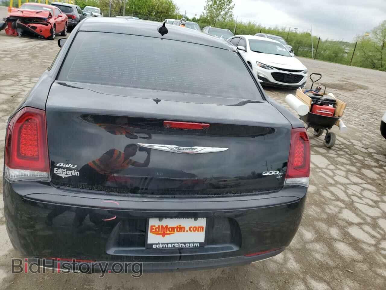 2019 CHRYSLER 300 - VIN: 2C3CCAGG9KH649005 - Фото 6