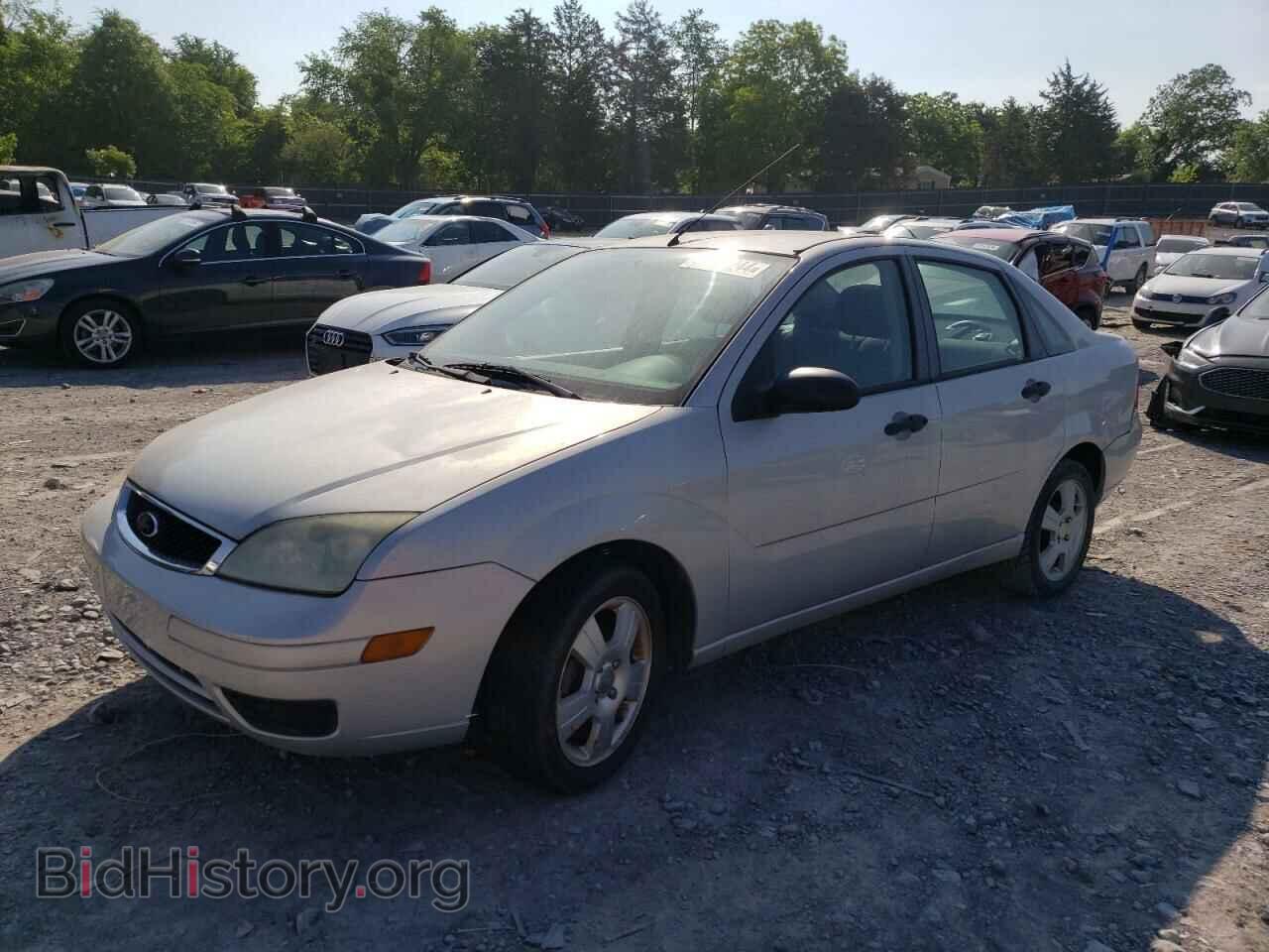 Photo 1FAFP34N67W271445 - FORD FOCUS 2007