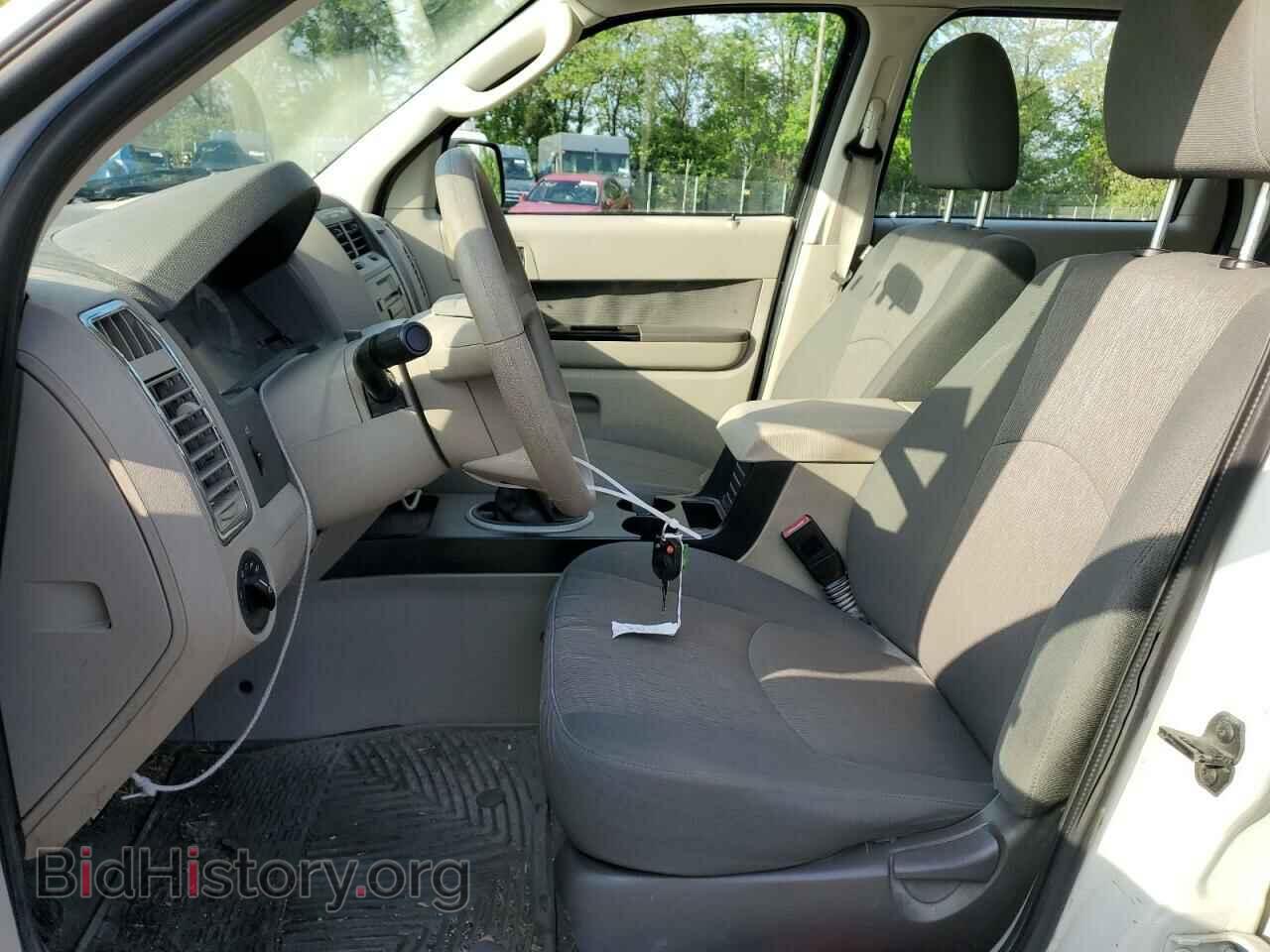 2011 MAZDA TRIBUTE - VIN: 4F2CY0C75BKM00092 - Фото 7