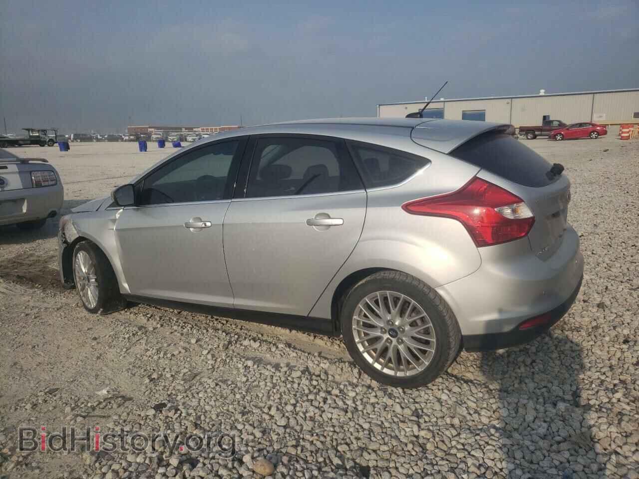2012 FORD FOCUS - VIN: 1FAHP3M27CL366381 - Фото 2