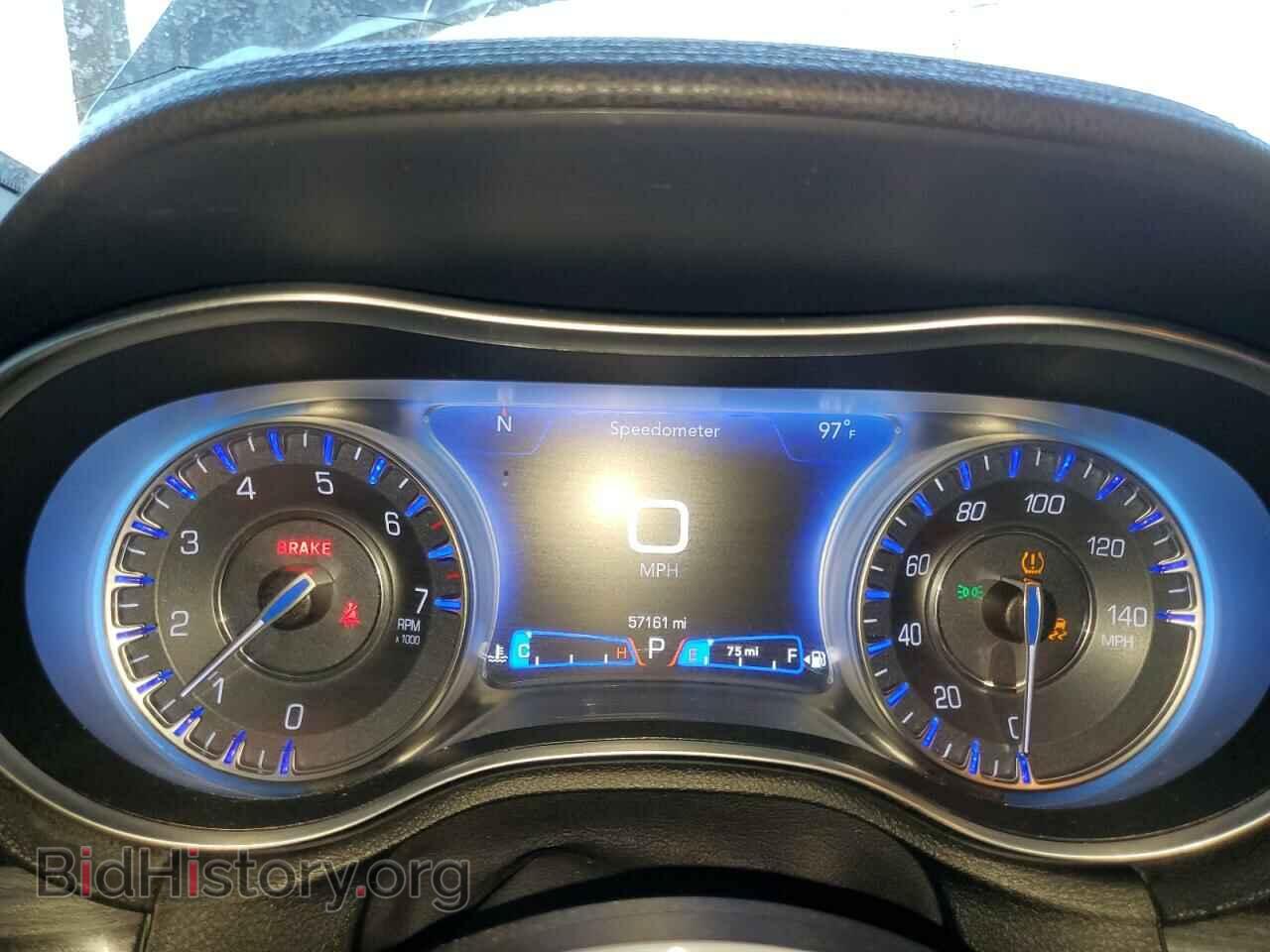 2019 CHRYSLER 300 - VIN: 2C3CCAAG0KH740690 - Фото 9