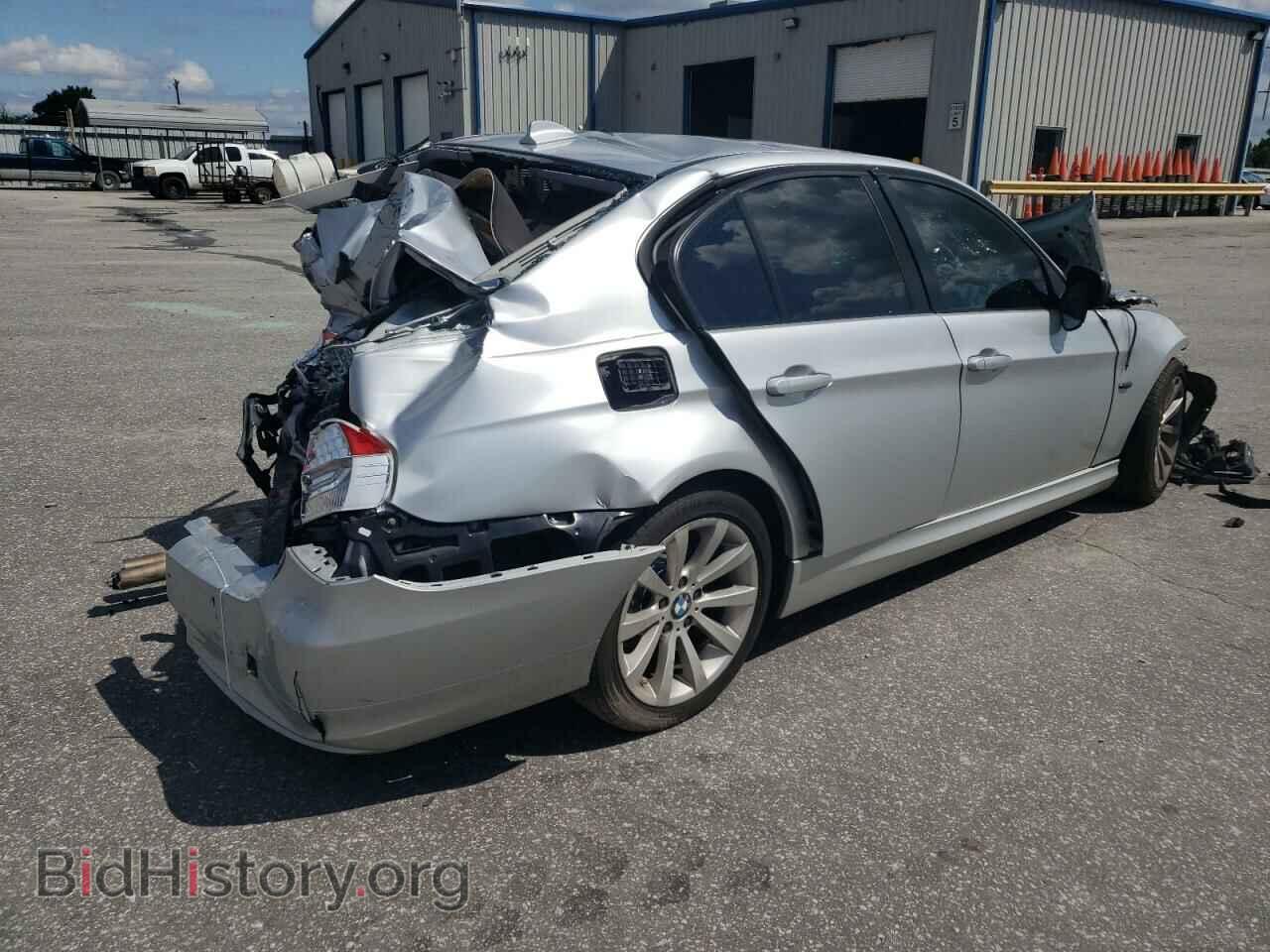 2011 BMW 3 SERIES - VIN: WBAPH5G57BNM81891 - Фото 3