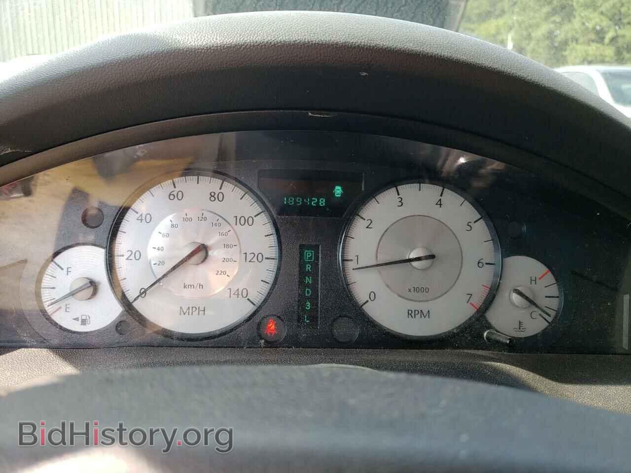 2010 CHRYSLER 300 - VIN: 2C3CA4CD0AH123539 - Фото 8