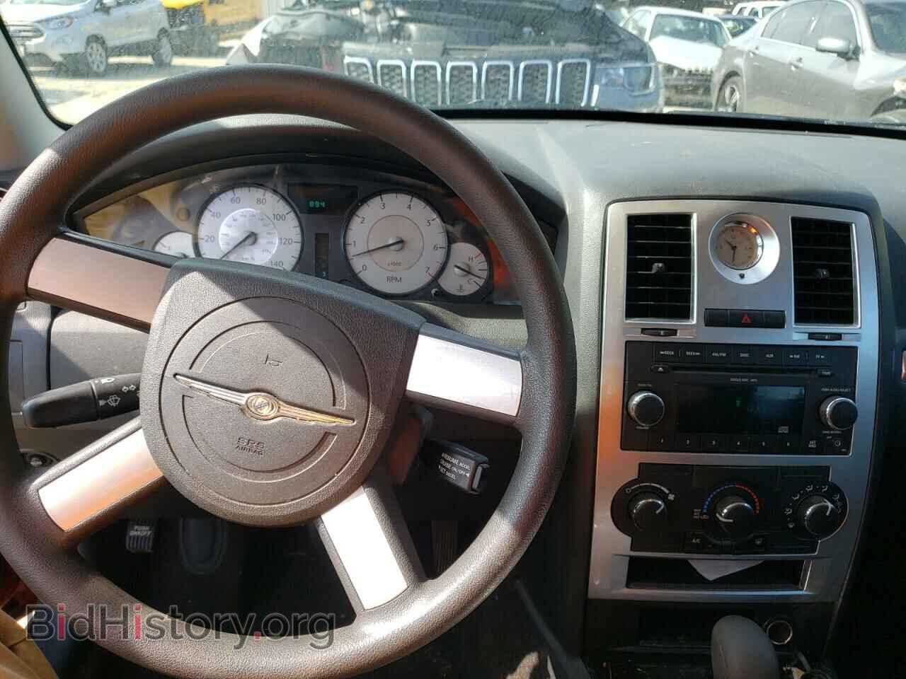 2010 CHRYSLER 300 - VIN: 2C3CA4CD0AH123539 - Фото 9