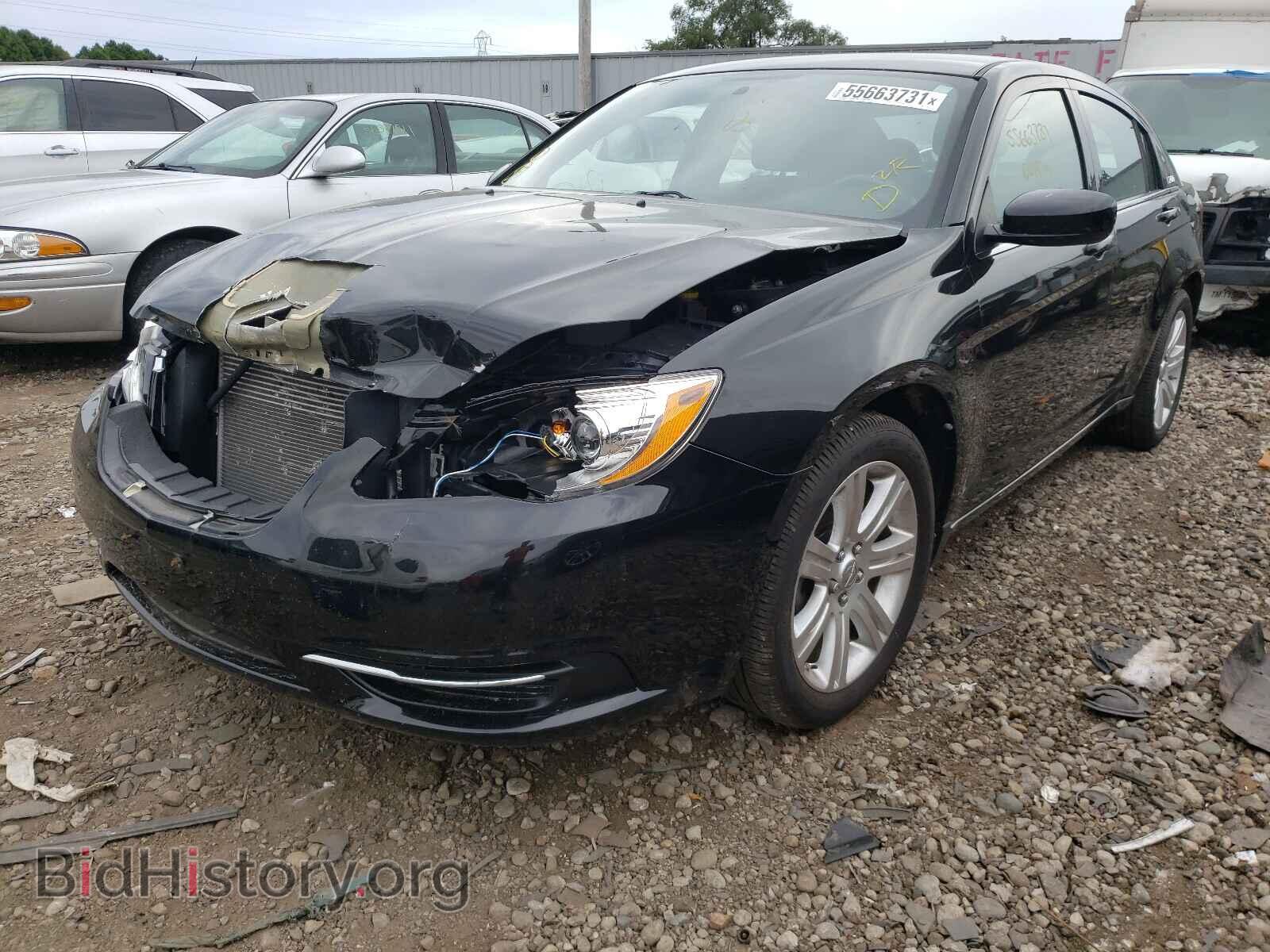 2012 CHRYSLER 200 - VIN: 1C3CCBBG9CN131403 - Фото 2