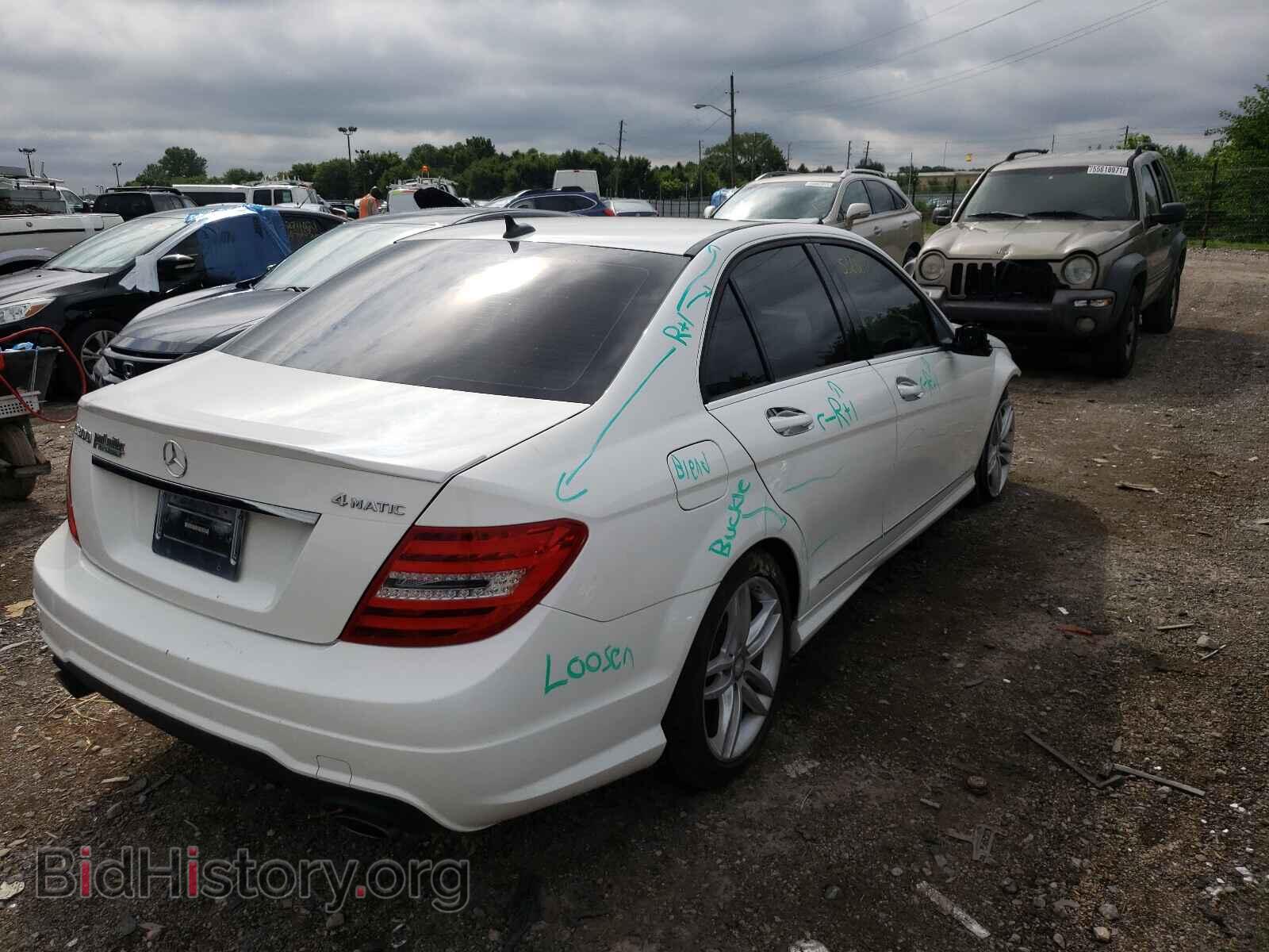 2014 MERCEDES-BENZ C-CLASS - VIN: WDDGF8AB7EA911011 - Фото 4