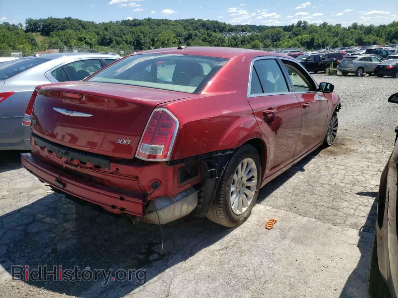 2014 CHRYSLER 300 - VIN: 2C3CCAAG7EH138759 - Фото 4