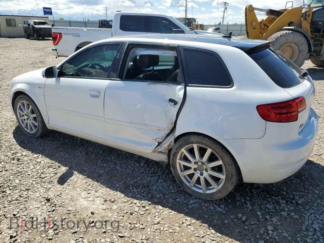 2013 AUDI A3 - VIN: WAUMFAFM7DA031775 - Photo 2