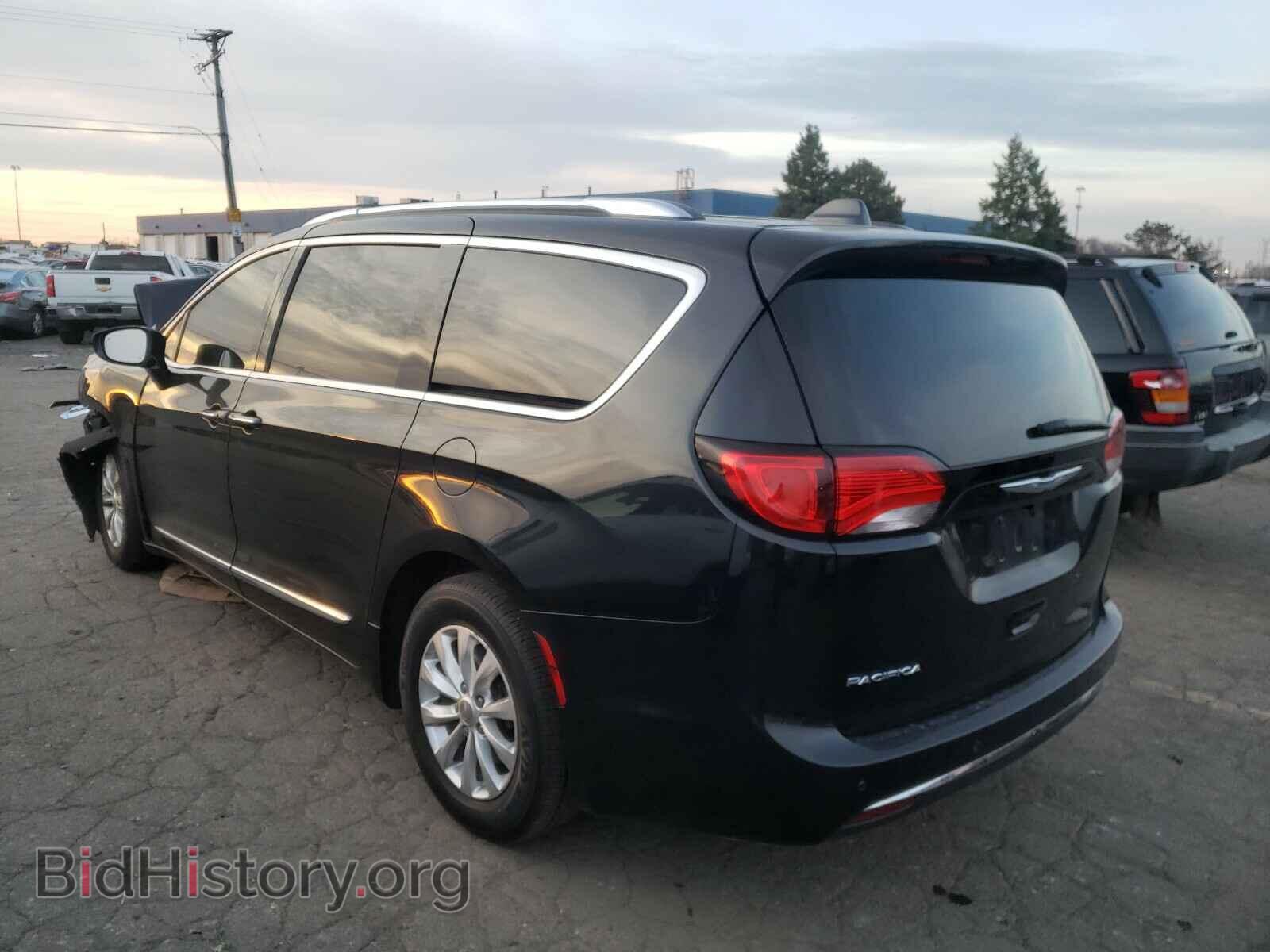 2018 CHRYSLER PACIFICA - VIN: 2C4RC1BG3JR258793 - Фото 3