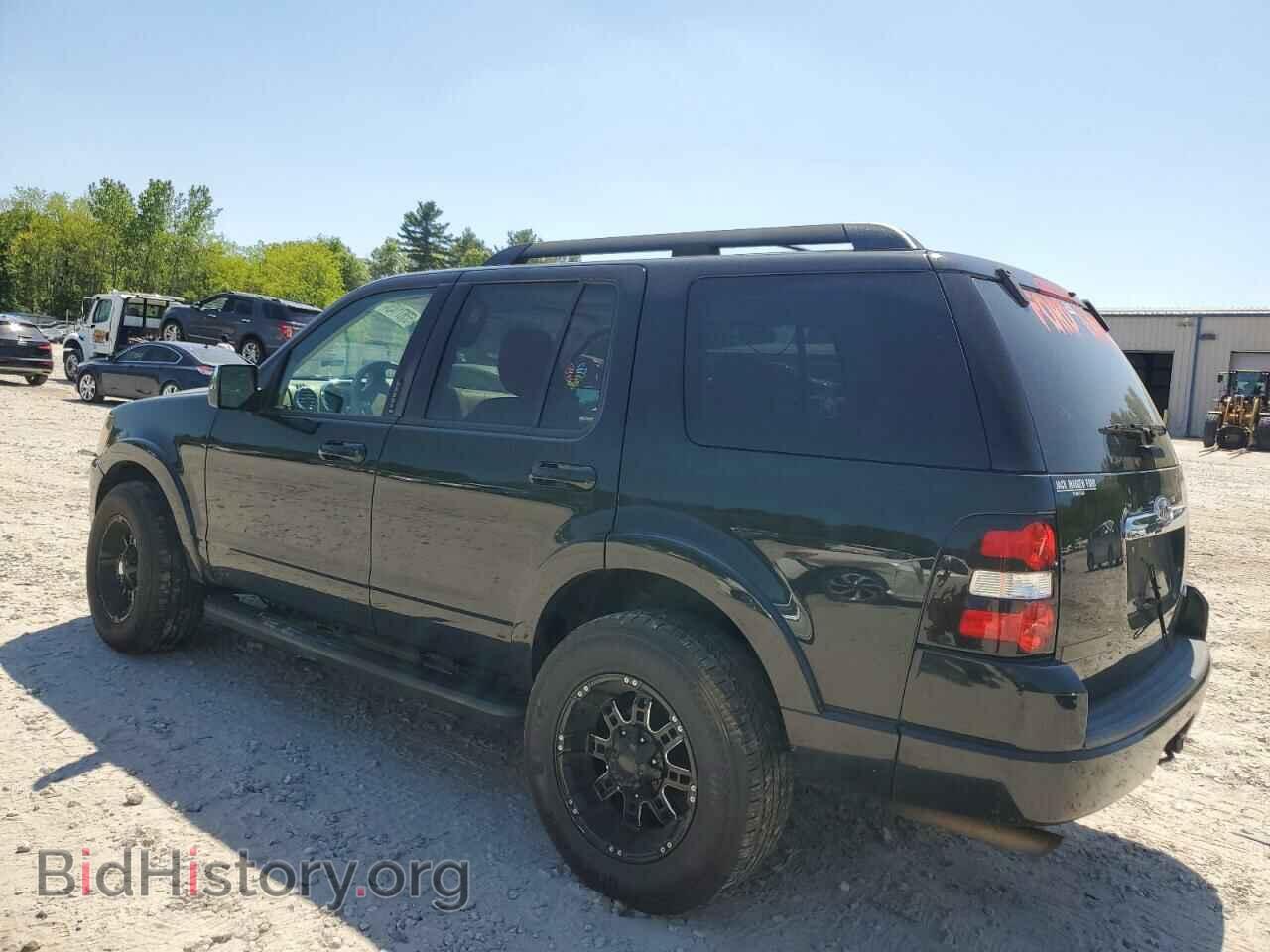 2010 FORD EXPLORER - VIN: 1FMEU7DE2AUA58562 - Фото 2