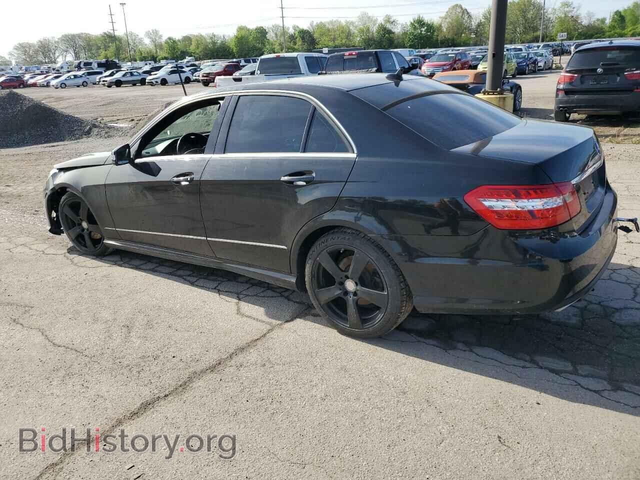 2011 MERCEDES-BENZ E-CLASS - VIN: WDDHF8HB0BA374231 - Фото 2