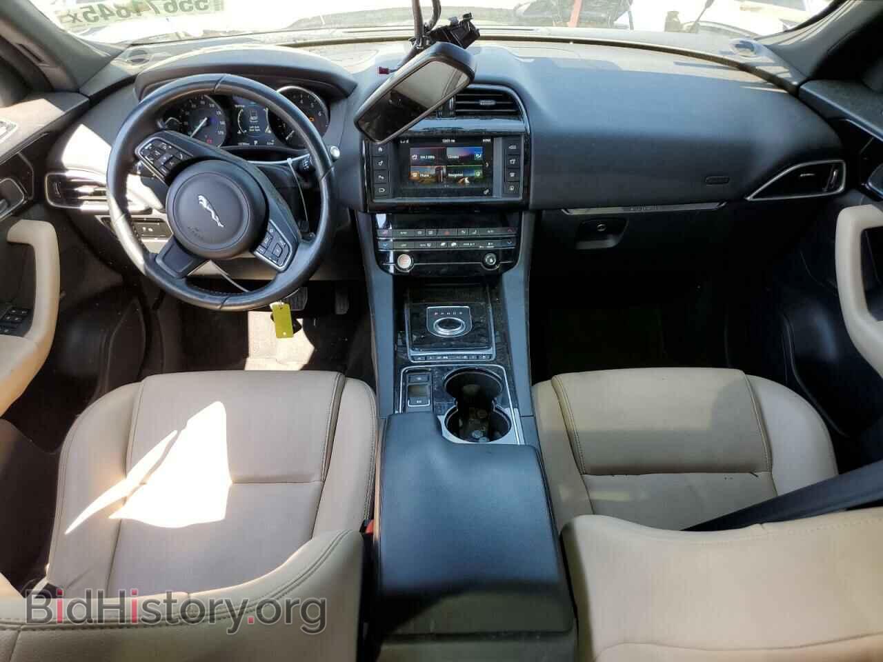 2017 JAGUAR F-PACE - VIN: SADCJ2BV9HA067768 - Фото 8
