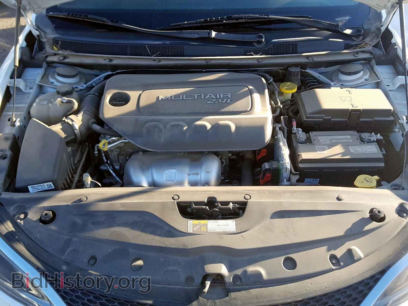 2015 CHRYSLER 200 - VIN: 1C3CCCAB2FN742390 - Photo 7