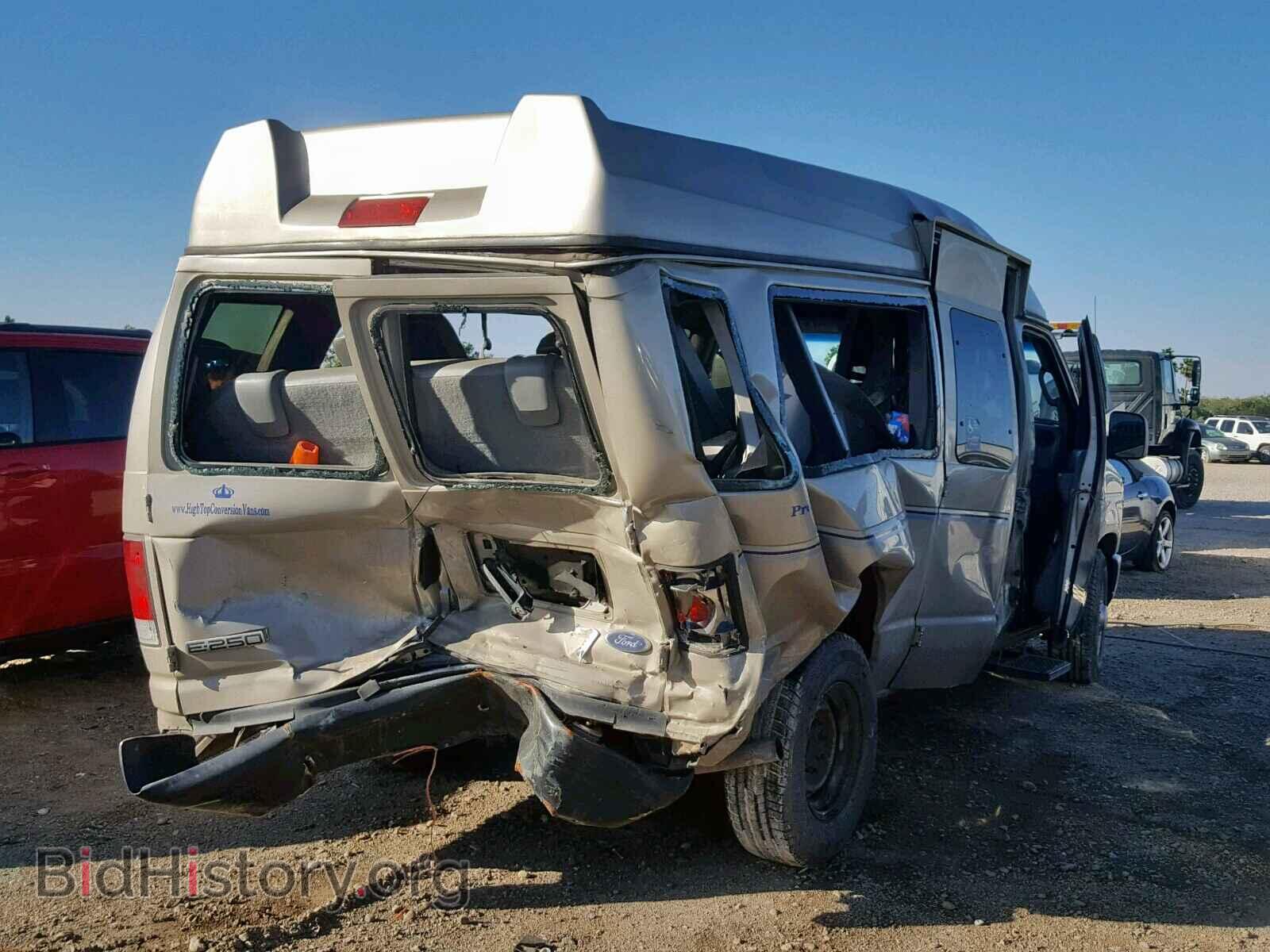 2009 FORD ECONOLINE - VIN: 1FTNS24W59DA82758 - Фото 4