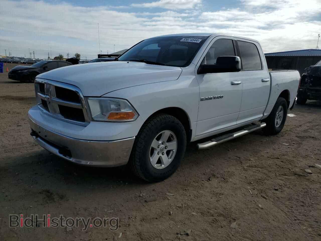 Photo 1D7RV1CP1BS692144 - DODGE All Models 2011