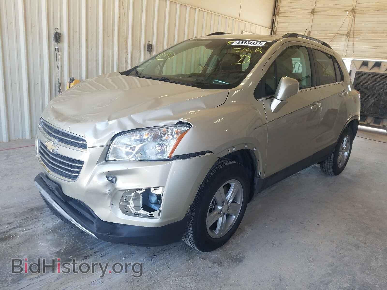 2016 CHEVROLET TRAX - VIN: 3GNCJPSB2GL268201 - Фото 2