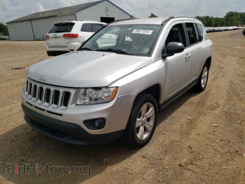 2011 Jeep COMPASS (VIN 1J4NT1FA3BD253628) — фото 2 из 10