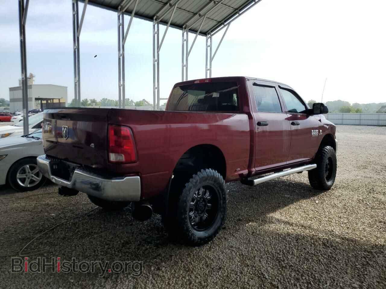 2018 RAM All Models - VIN: 3C6UR5CL6JG145252 - Photo 3