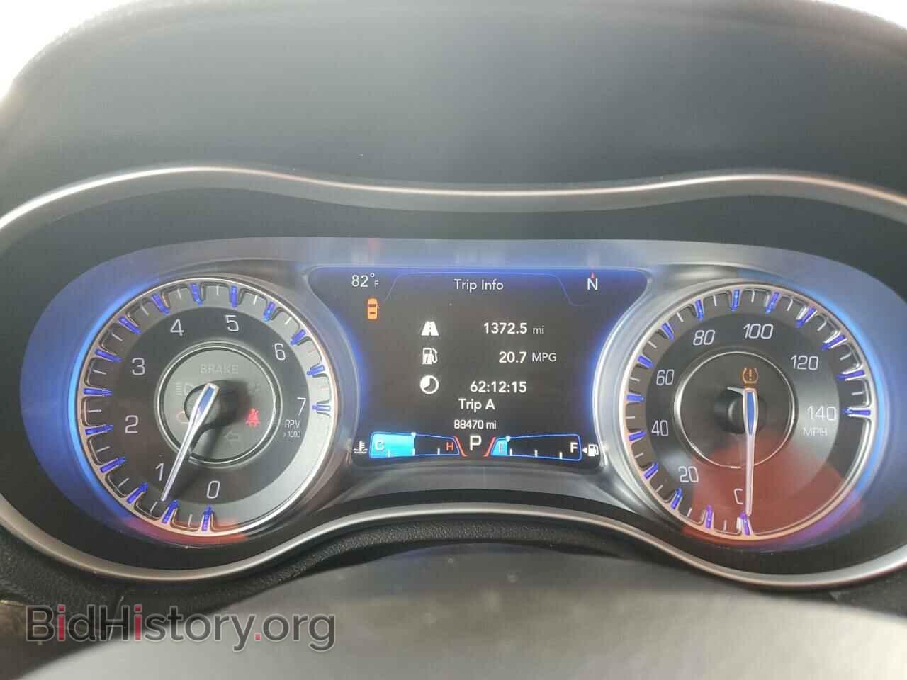2016 CHRYSLER 300 - VIN: 2C3CCAEG1GH351168 - Фото 9