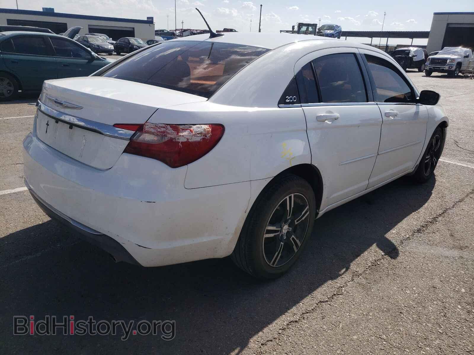 2013 CHRYSLER 200 - VIN: 1C3CCBBG4DN704130 - Фото 4