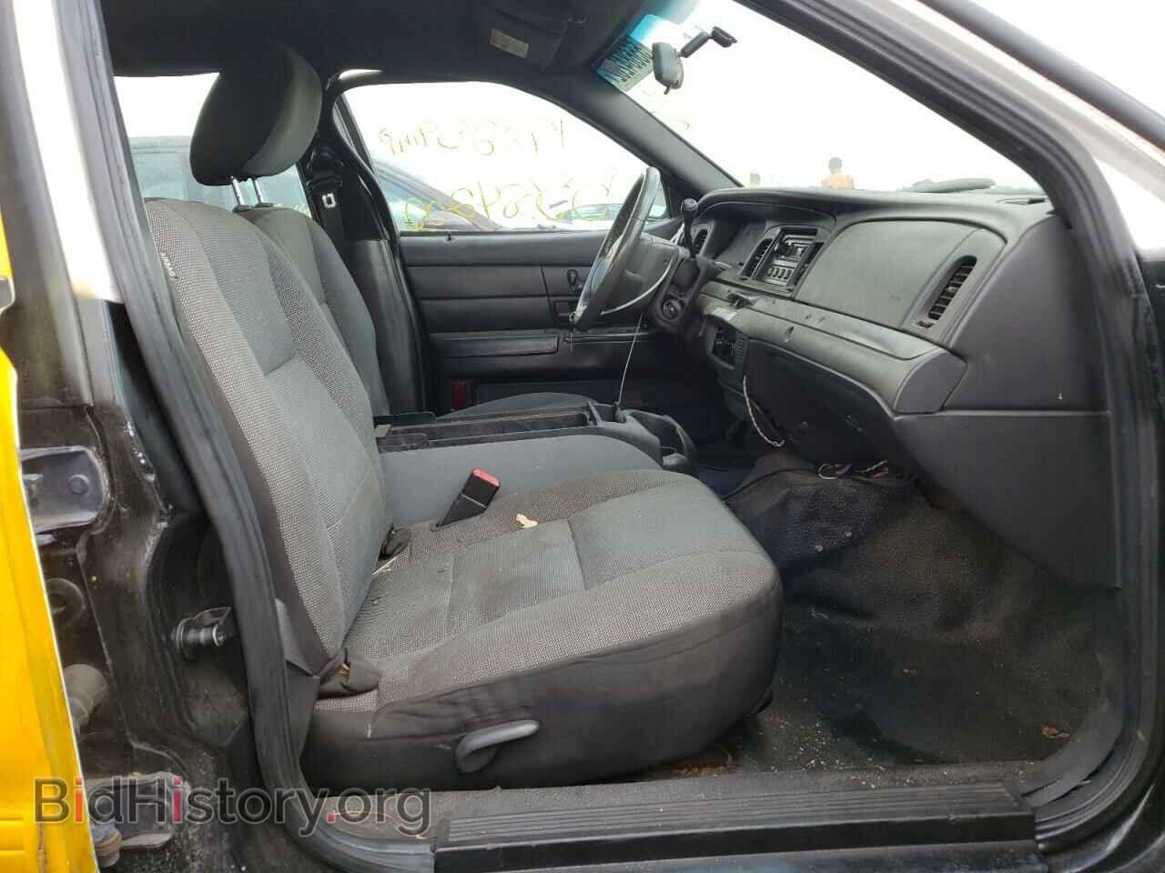 2011 FORD CROWN VIC - VIN: 2FABP7BV2BX145251 - Фото 5
