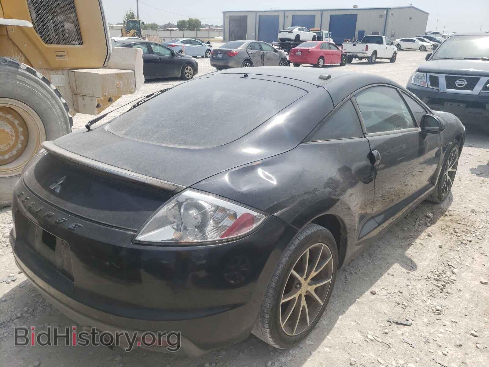 2011 MITSUBISHI ECLIPSE - VIN: 4A31K5DF9BE005355 - Photo 4