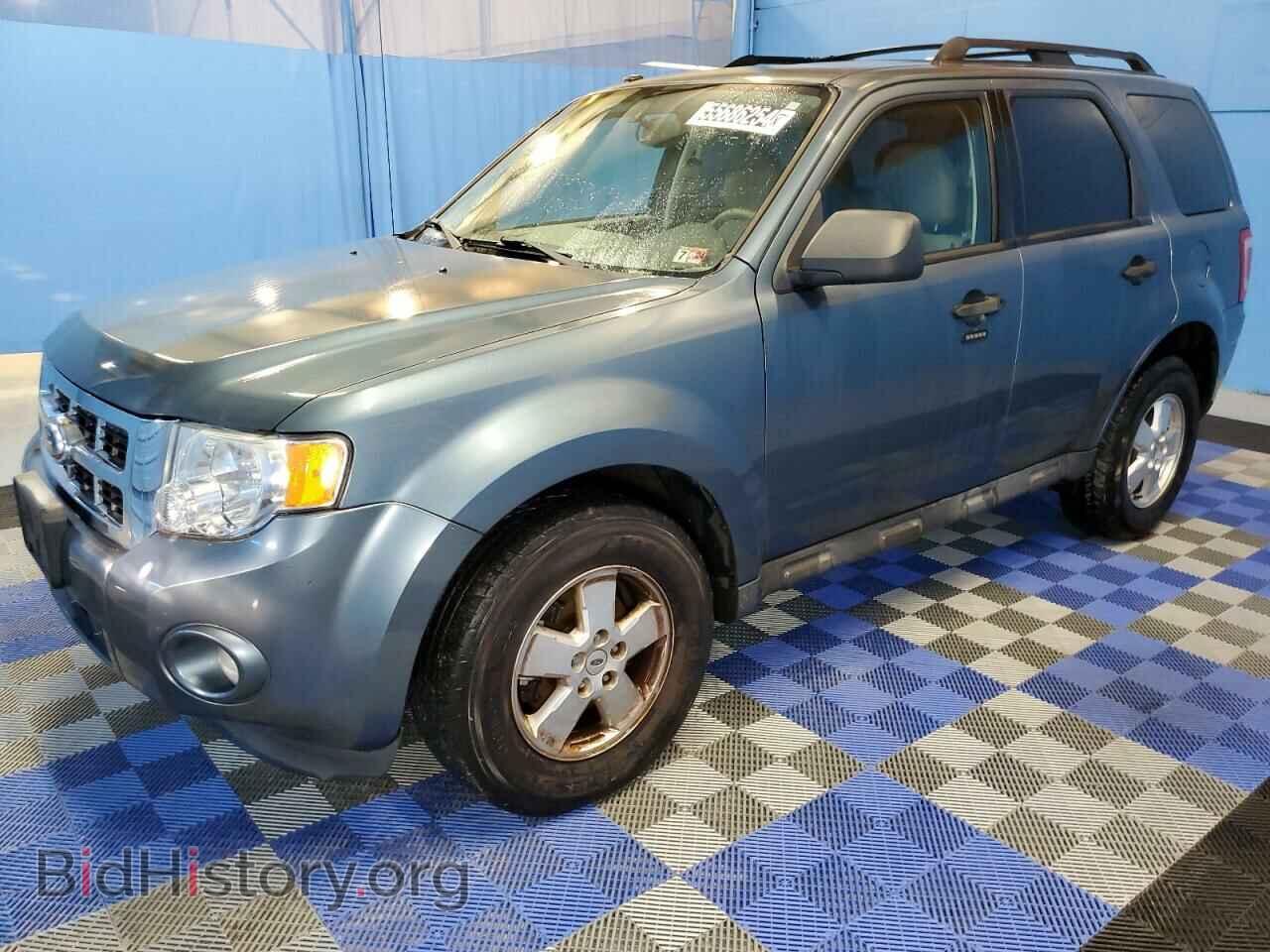 Фотография 1FMCU0DG5BKC70000 - FORD ESCAPE 2011
