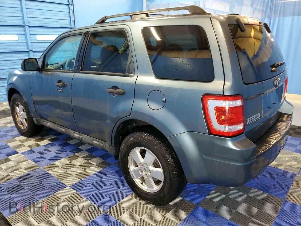 2011 FORD ESCAPE - VIN: 1FMCU0DG5BKC70000 - Фото 2