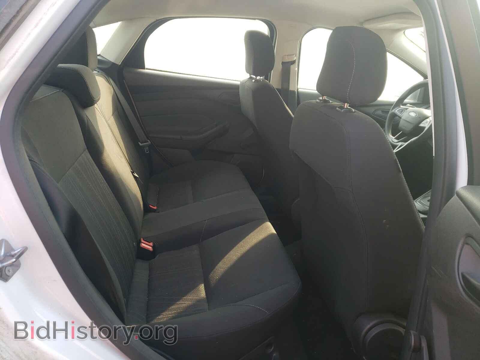 2018 FORD FOCUS - VIN: 1FADP3E21JL217300 - Photo 6