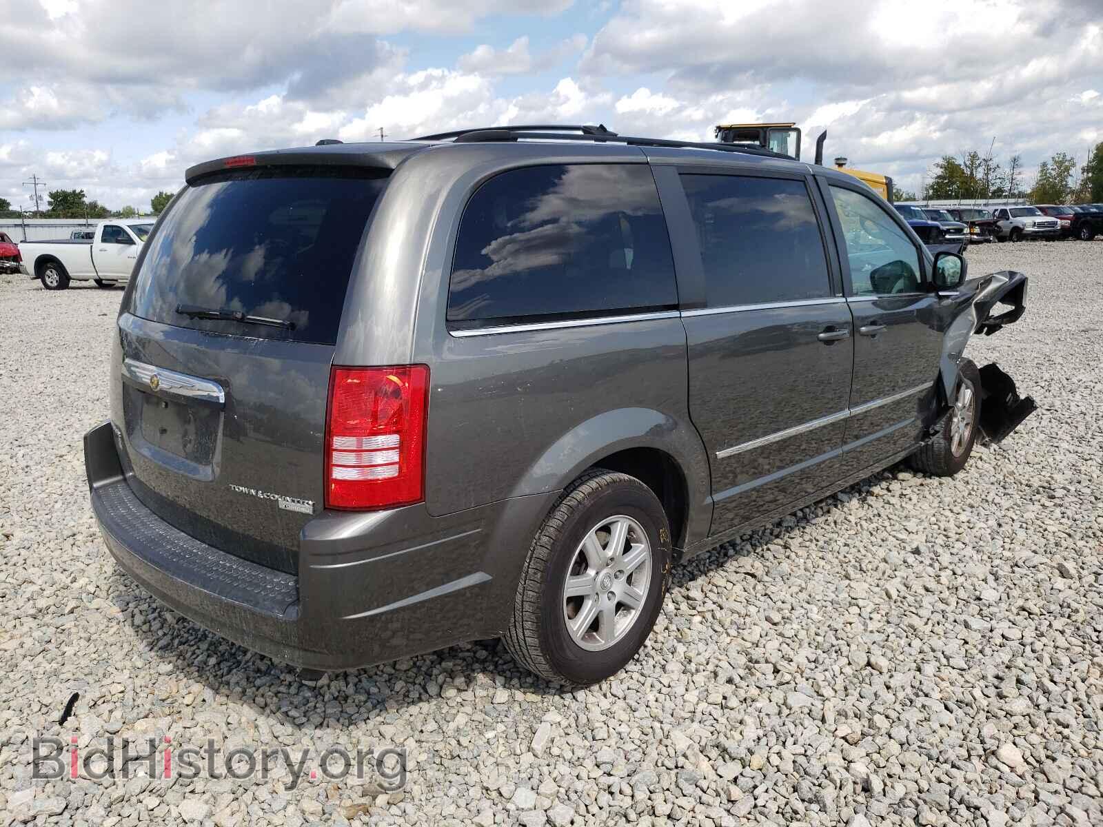 2010 CHRYSLER MINIVAN - VIN: 2A4RR8D17AR320190 - Фото 4