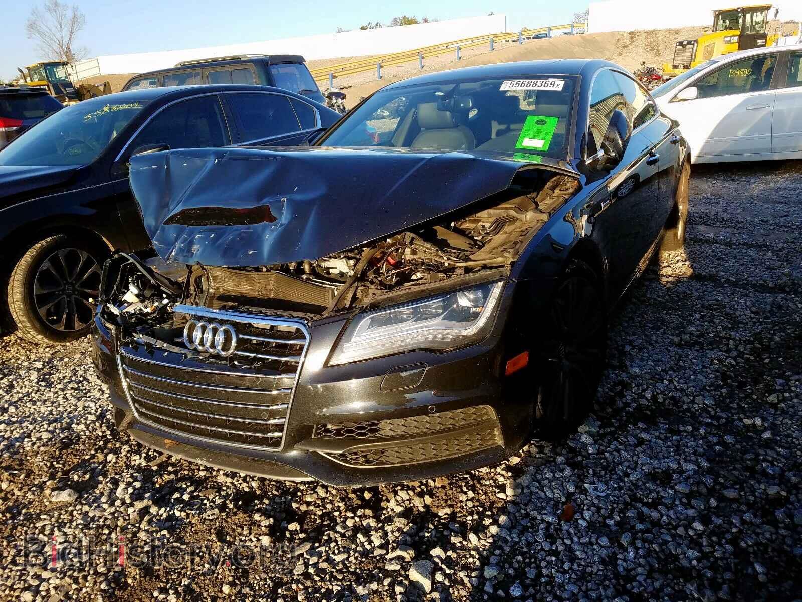 2013 AUDI A7 - VIN: WAU2GAFC3DN054037 - Фото 2