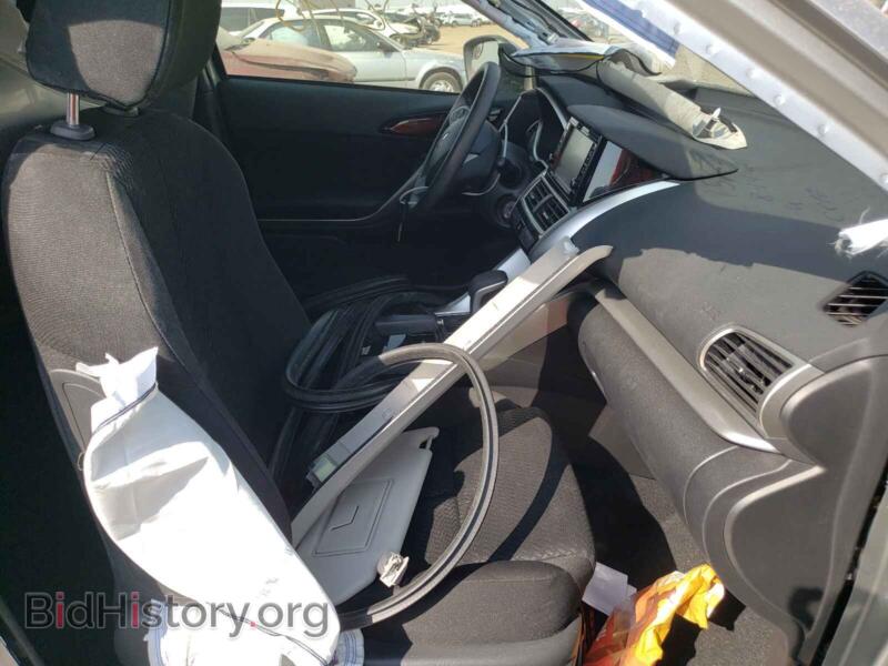2019 Mitsubishi ECLIPSE (VIN JA4AT3AAXKZ031818) — photo 5 of 10