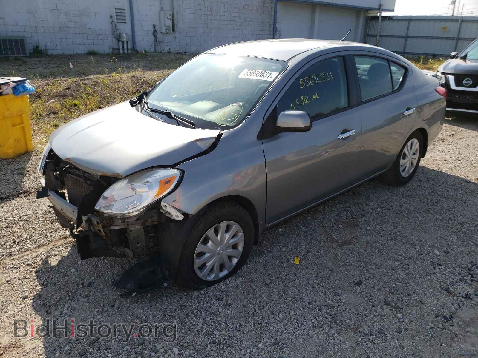 2013 NISSAN VERSA - VIN: 3N1CN7AP1DL856602 - Фото 2