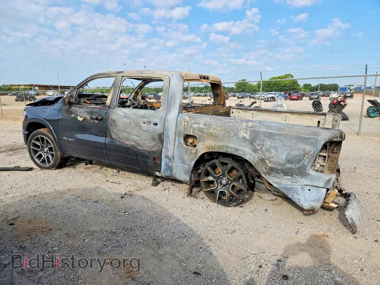 2019 RAM 1500 - VIN: 1C6SRFJTXKN574502 - Photo 2
