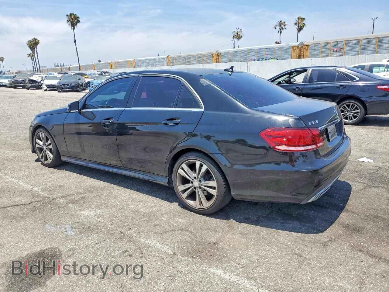 2015 MERCEDES-BENZ E-CLASS - VIN: WDDHF5KB5FB109988 - Photo 2