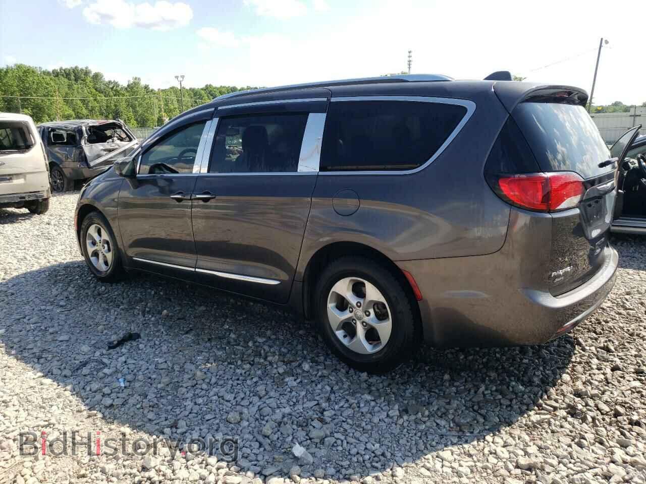2017 CHRYSLER PACIFICA - VIN: 2C4RC1EG3HR608431 - Photo 2
