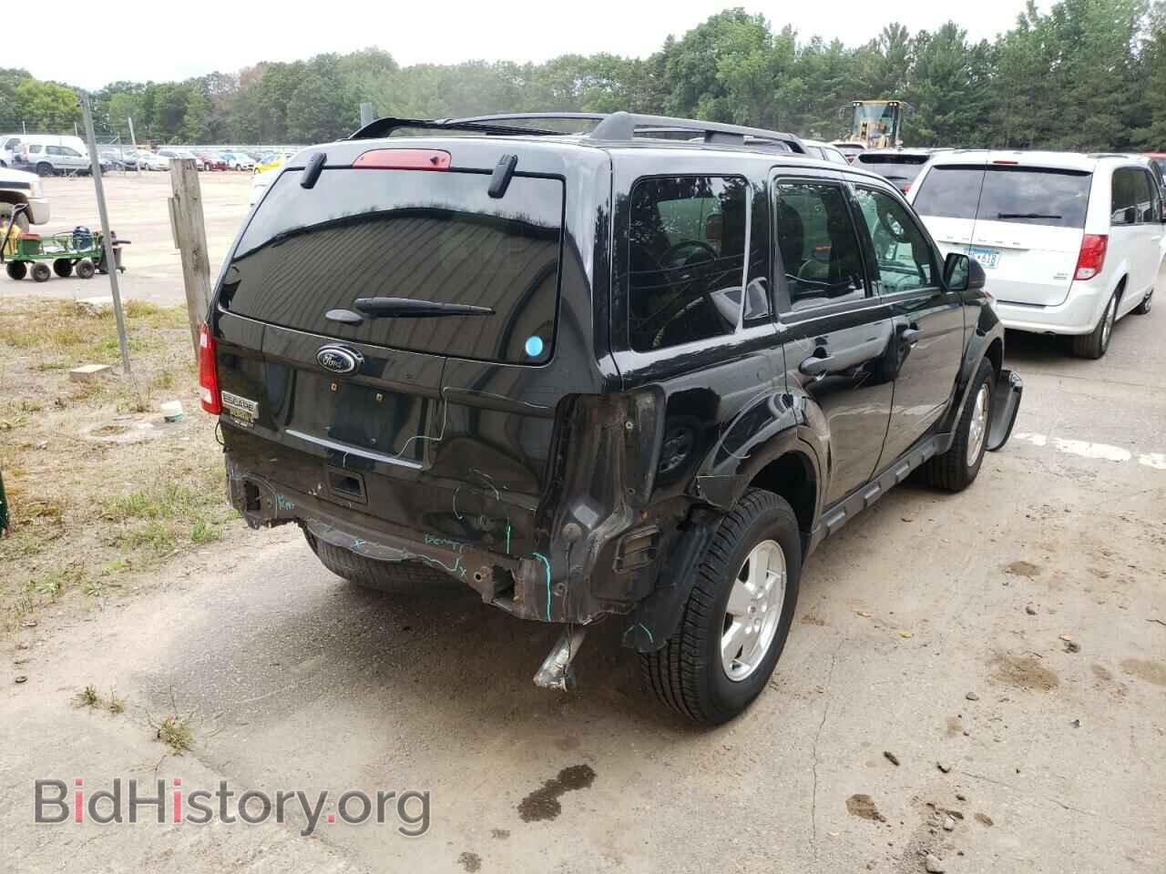 2011 FORD ESCAPE - VIN: 1FMCU0D72BKC10840 - Фото 4