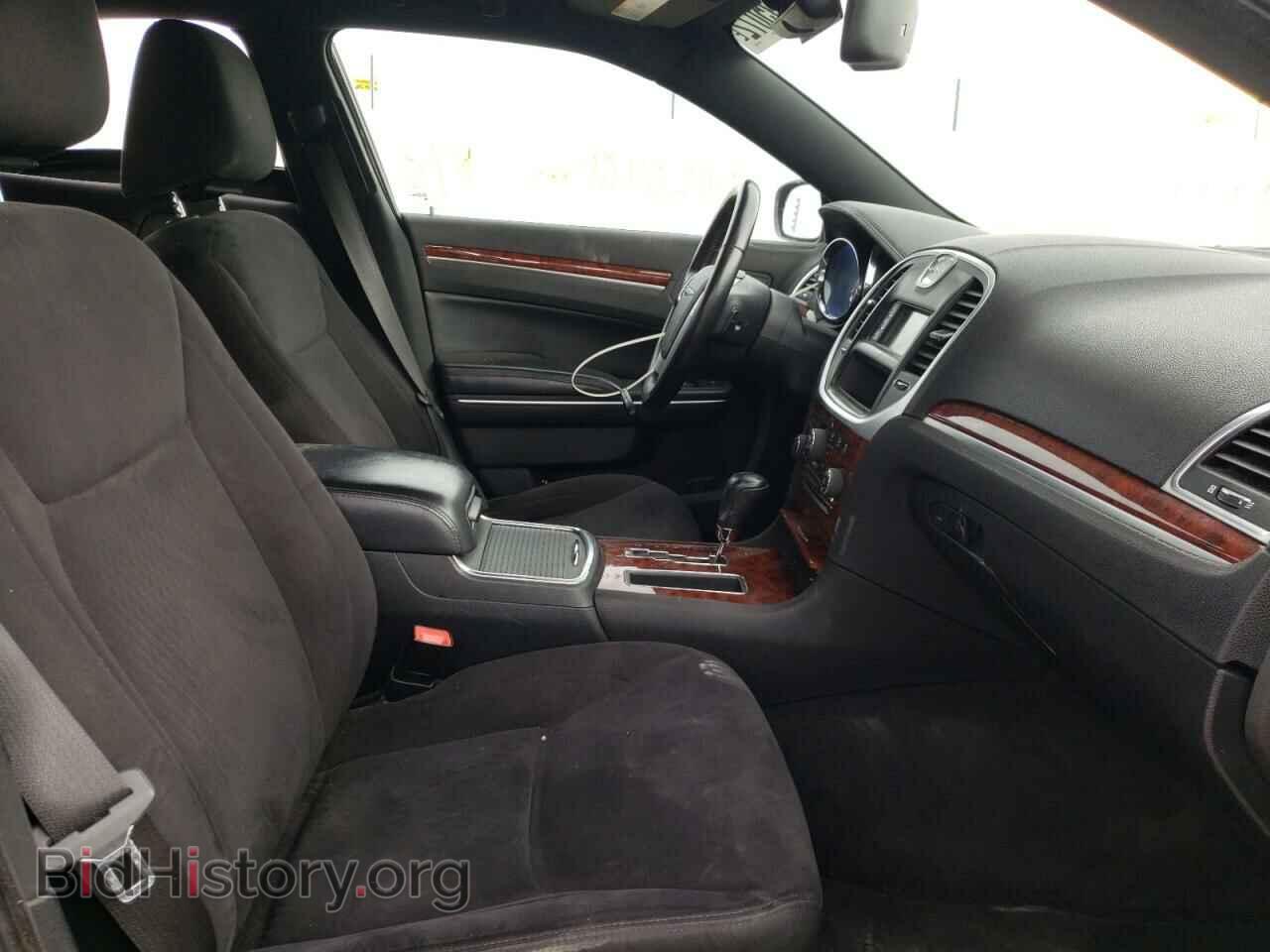 2012 CHRYSLER 300 - VIN: 2C3CCAAG0CH110203 - Фото 5
