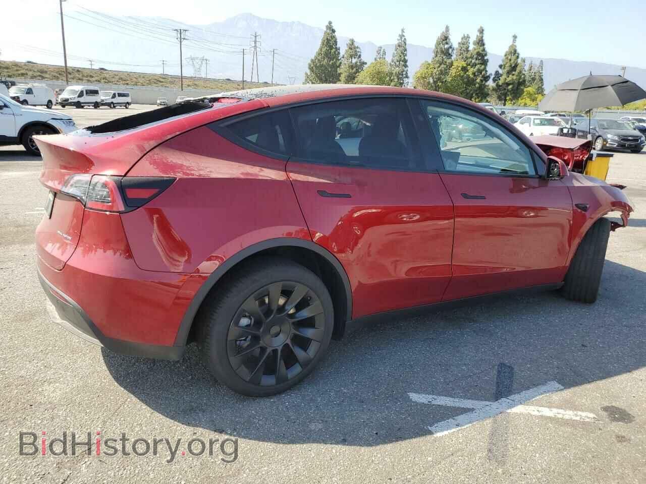 2024 TESLA MODEL Y - VIN: 7SAYGDEEXRA230945 - Фото 3